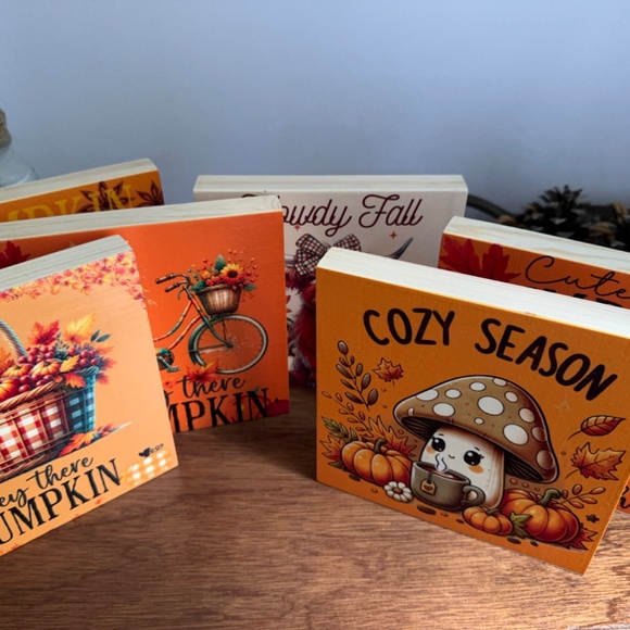 Charming Highland Cow 'Howdy Fall' Home or Office Decor for Autumn - Picture 6 of 13